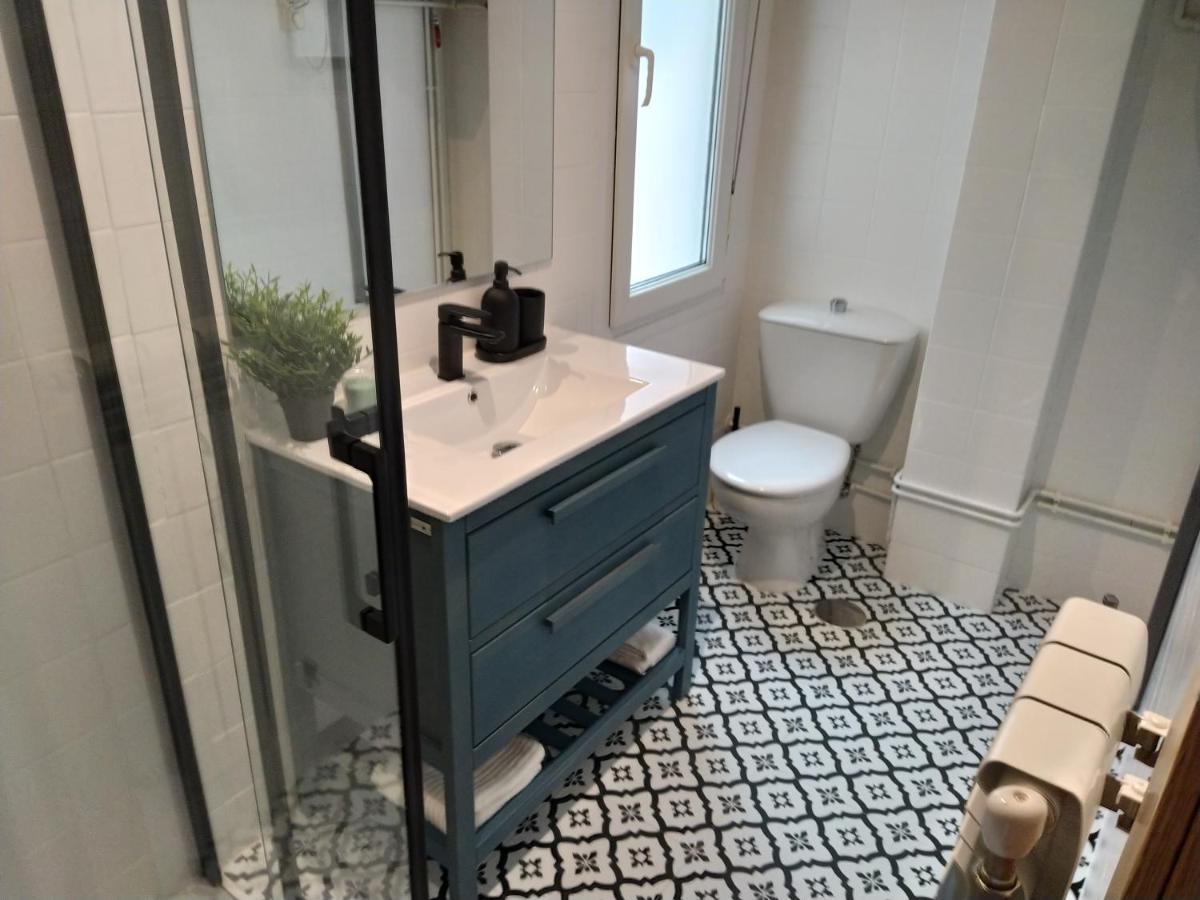 Apartamento De 120M2 Al Lado De Cabarceno Saron Eksteriør billede