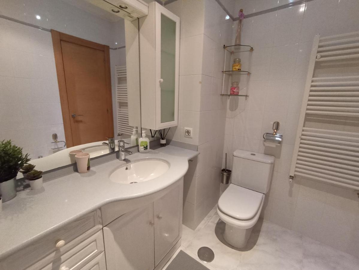 Apartamento De 120M2 Al Lado De Cabarceno Saron Eksteriør billede