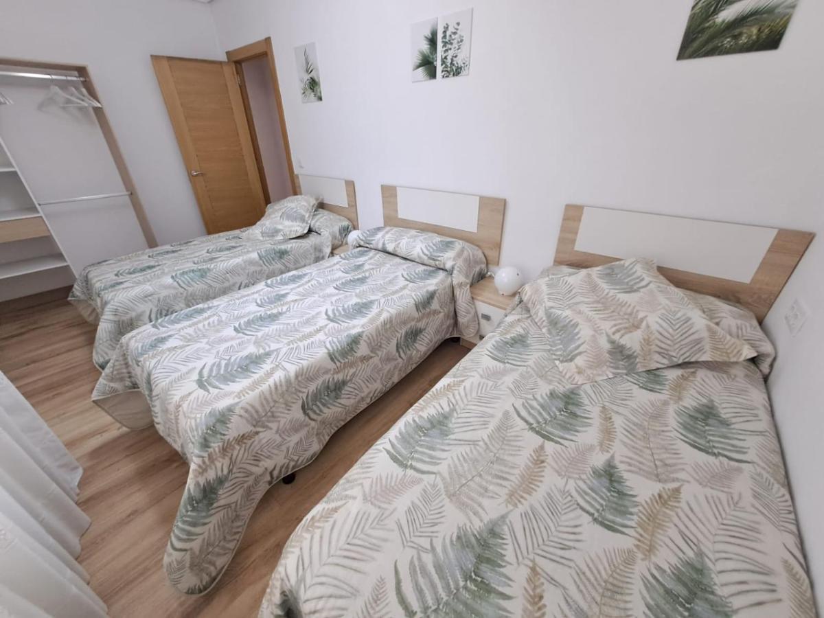 Apartamento De 120M2 Al Lado De Cabarceno Saron Eksteriør billede