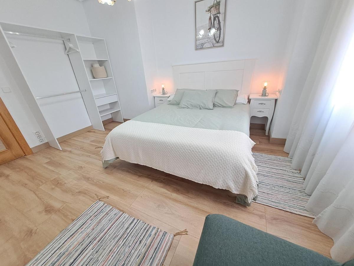 Apartamento De 120M2 Al Lado De Cabarceno Saron Eksteriør billede